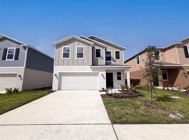 2142 LASSO Loop, EAGLE LAKE, FL 33839