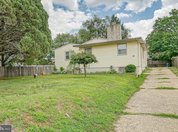 18 E 6TH Avenue, RUNNEMEDE, NJ 08078