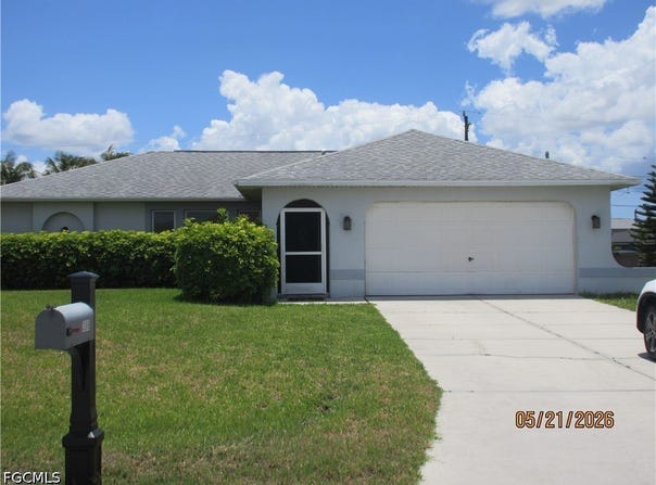 306 SE 2nd Street, Cape Coral, FL 33990