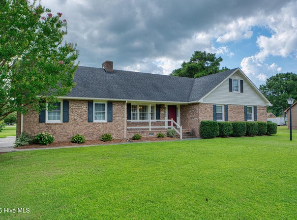 1601 Darian Drive, Elizabeth City, NC 27909