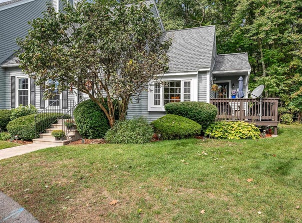 25 Shoalcreek Road, Hudson, NH 03051