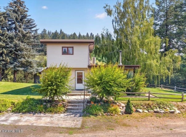 1071 Reynolds Rd, Princeton, ID 83857