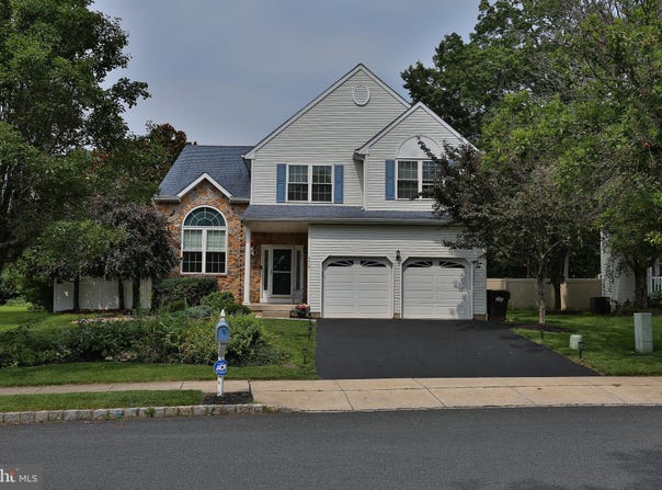4518 OLD OAK Road, DOYLESTOWN, PA 18902