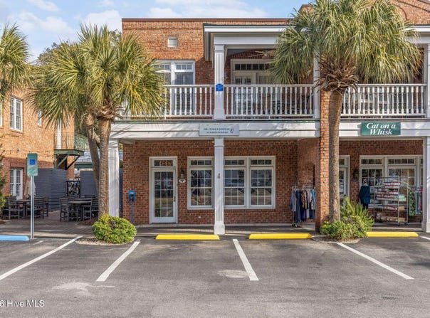 600 N Howe Street, Southport, NC 28461