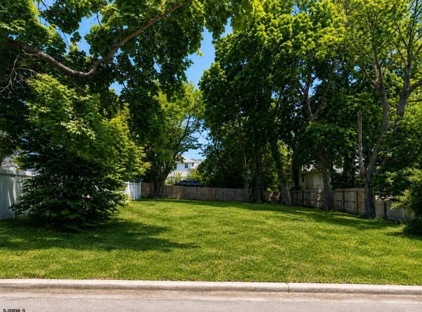 219 N 2nd Street, Hammonton, NJ 08037