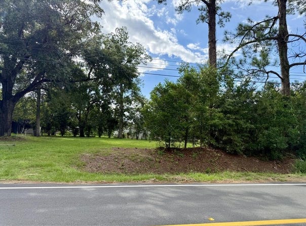 County line St, Pavo, GA 31778