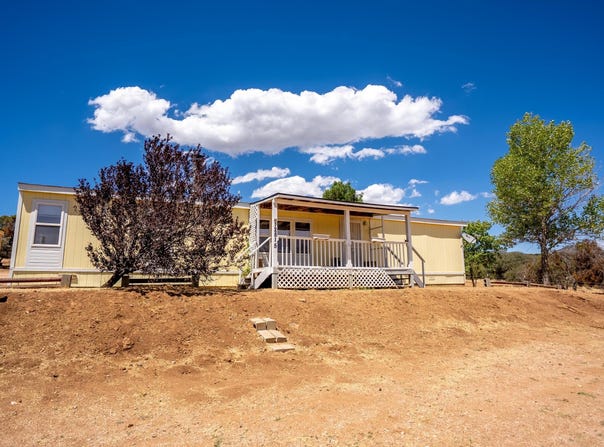12815 Umtali Road, Tehachapi, CA 93561