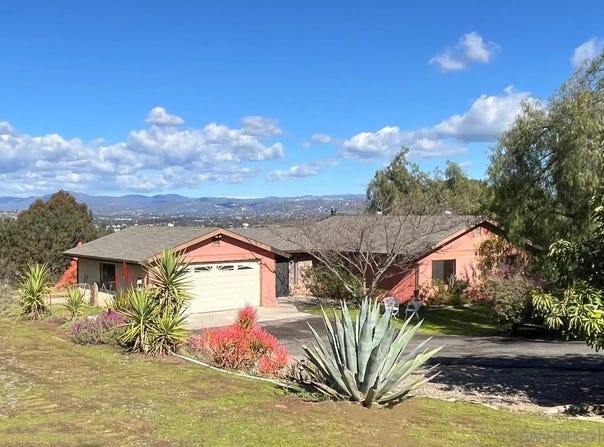 19462 Split Rock Rd, Ramona, CA 92065