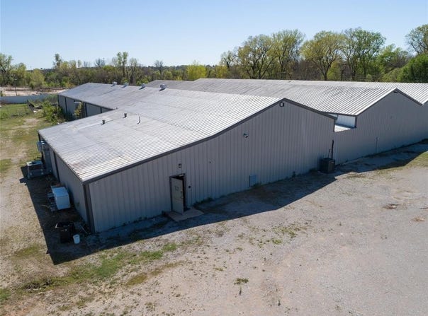 910 S 6th Avenue, Purcell, OK 73080