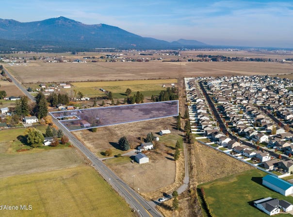 8394 N CHASE Rd, Post Falls, ID 83854