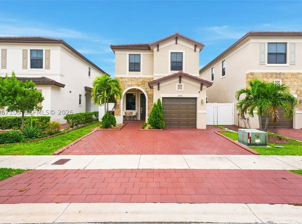 3478 W 110th St, Hialeah, FL 33018