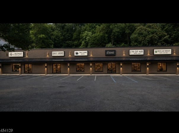 1190 Pompton Ave, Cedar Grove Twp., NJ 07009-1105