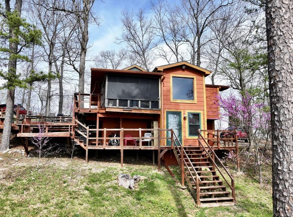 1814 Riverview Drive, Van Buren, MO 63965