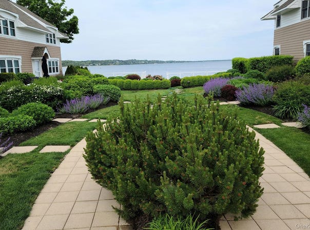 62 Canoe Place Road, Hampton Bays, NY 11946