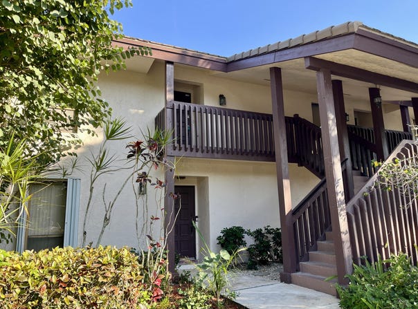9316 Sabal Ridge Circle, Boca Raton, FL 33428
