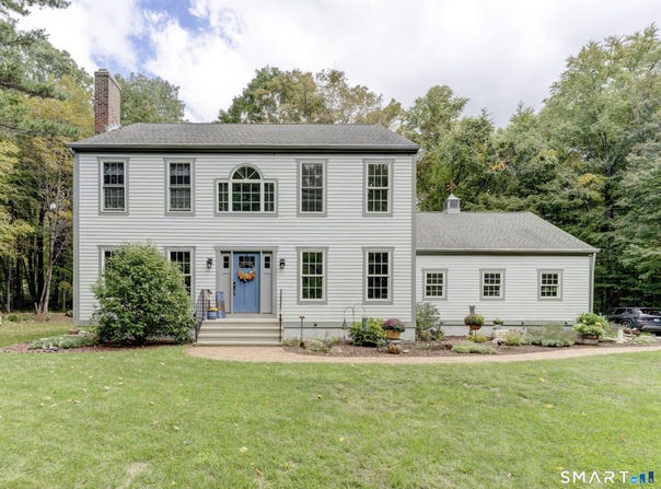 8 Fenton Bluffs Drive, Willington, CT 06279