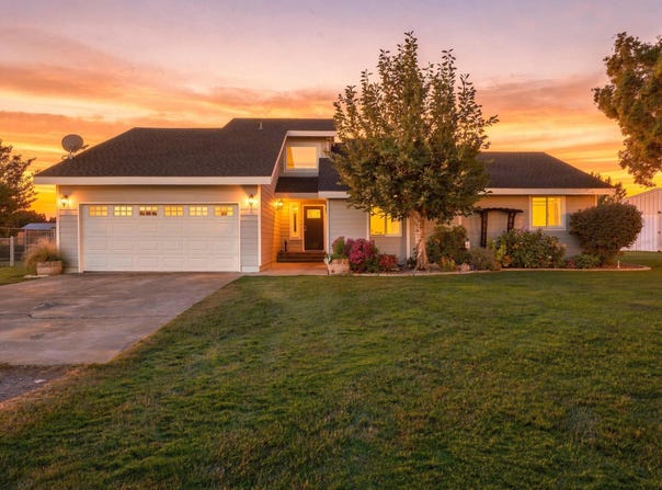 101105 E Vaca Rd, Kennewick, WA 99338