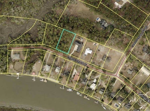 Cranston Drive W, Richmond Hill, GA 31324
