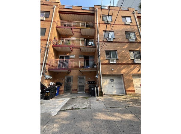 13426 35th Avenue, Flushing, NY 11354
