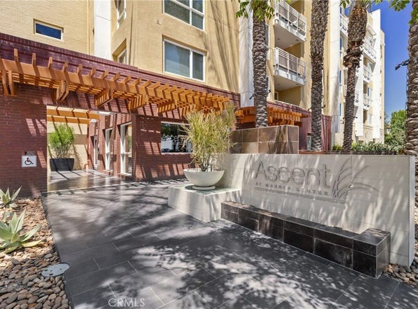 21301 Erwin Street, Woodland Hills, CA 91367