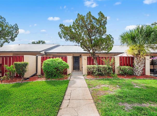 665 BROADMOOR Circle, WINTER HAVEN, FL 33884