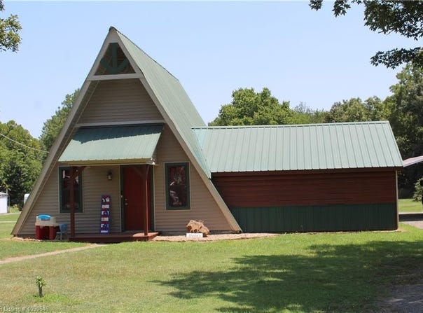 22849 Smith RD, Shady Point, OK 74956