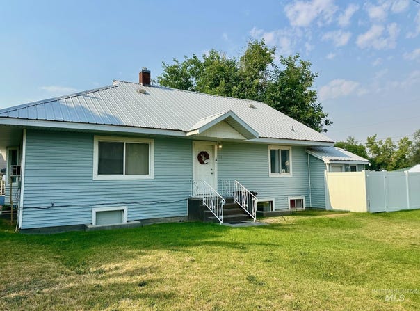 307 Birch St S, Kimberly, ID 83341