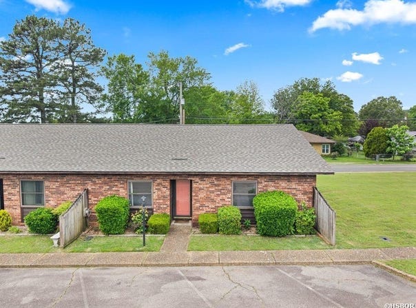 301 HAMMOND, Hot Springs, AR 71913