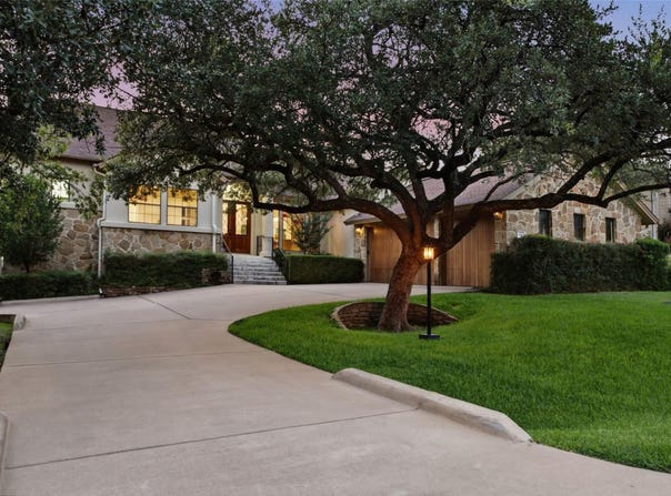 108 Crest View Dr, Lakeway, TX 78734