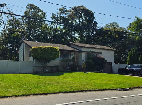 1420 August Road, North Babylon, NY 11703