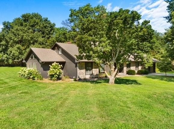 1000 Main Road, Higginsville, MO 64037