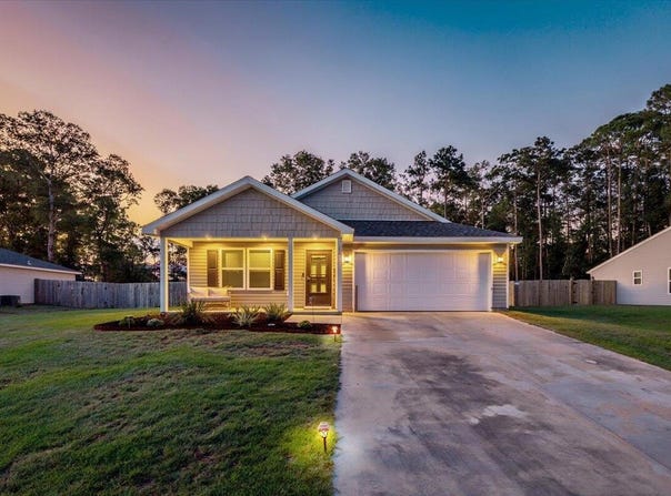 148 Squirrel Road, DeFuniak Springs, FL 32433