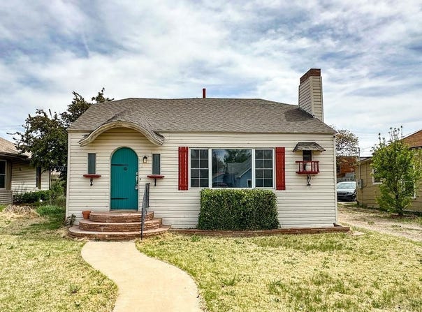 117 S 5th St, Holly, CO 81047