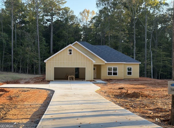 171 Avalee Road, Brooks, GA 30205