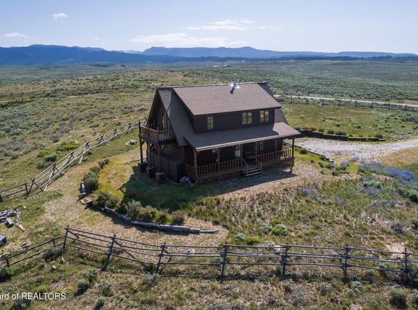 41 MARSH CREEK Road, Cora, WY 82925