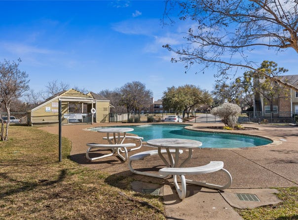 4115 Esters Road, Irving, TX 75038