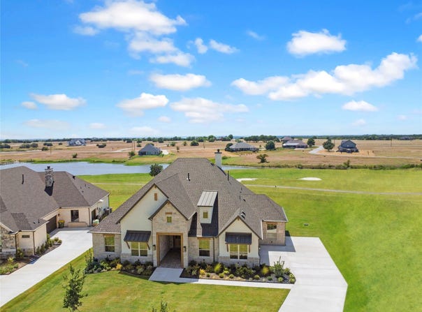 7435 S Aberdeen Drive, Cleburne, TX 76033