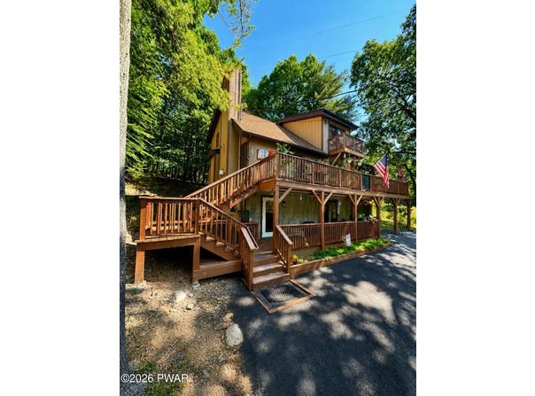 133 Manchester Drive, Bushkill, PA 18324