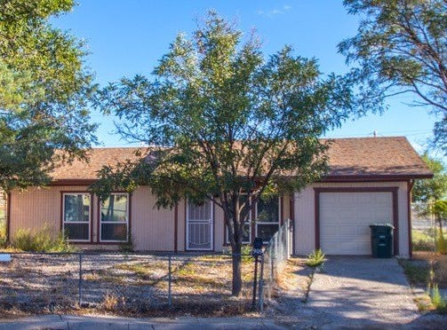905 Dani, Gallup, NM 87301