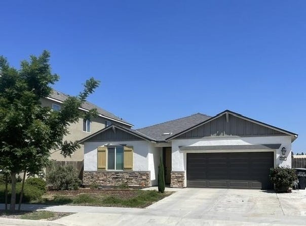 3604 E Cherry Avenue, Visalia, CA 93277