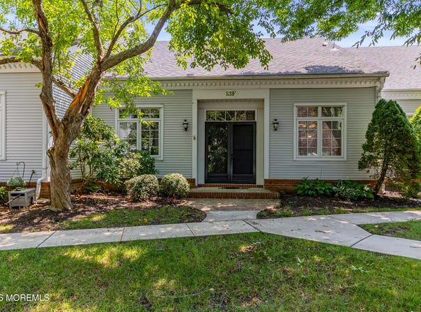 53 Winthrop Road, Monroe, NJ 08831