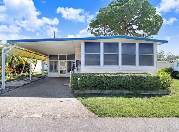 585 SKY HARBOR Drive, CLEARWATER, FL 33759