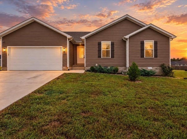 460 Lansing Lane, Bowling Green, KY 42101