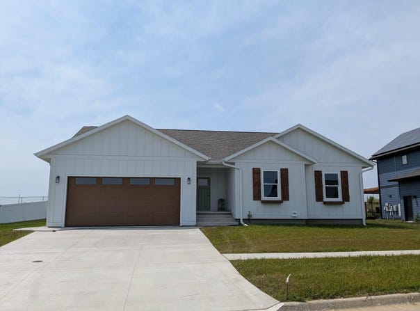 553 Massman Drive, Decorah, IA 52101