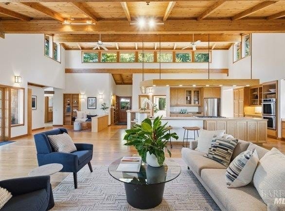 50 Fox Drive, Point Reyes Station, CA 94956