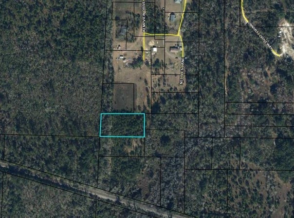 Buttercup Lane, Cottondale, FL 32431