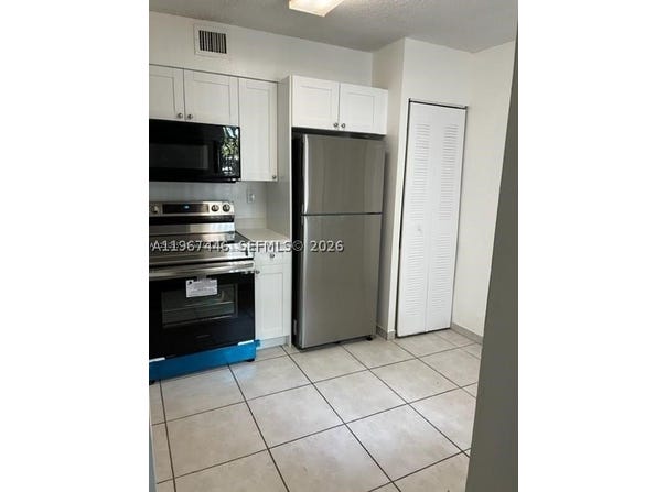 14020 SW 90th Ter, Miami, FL 33186