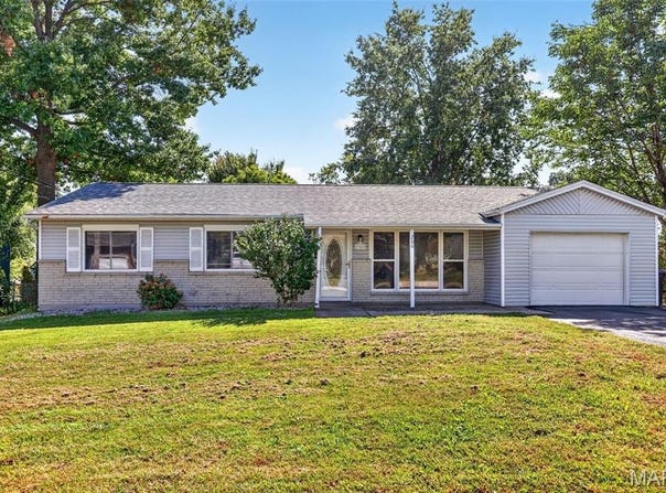 206 Cordes Street, O'Fallon, MO 63366