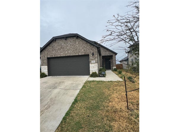 108 Bendecido Loop, Elgin, TX 78621