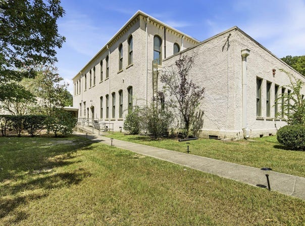 601 Court unit 200 St, Hattiesburg, MS 39401